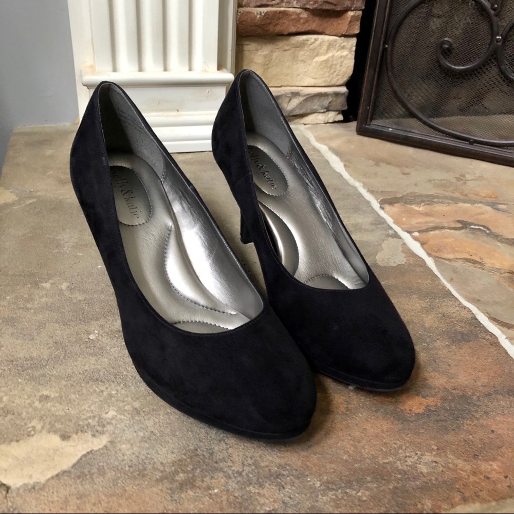 Pumps blk suede 3”heel 1/2”platform padded insoles